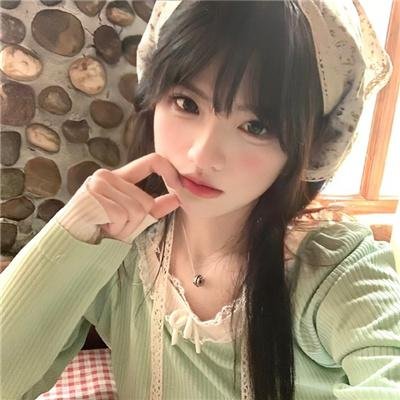 帕丽斯，不是法国那个 封面